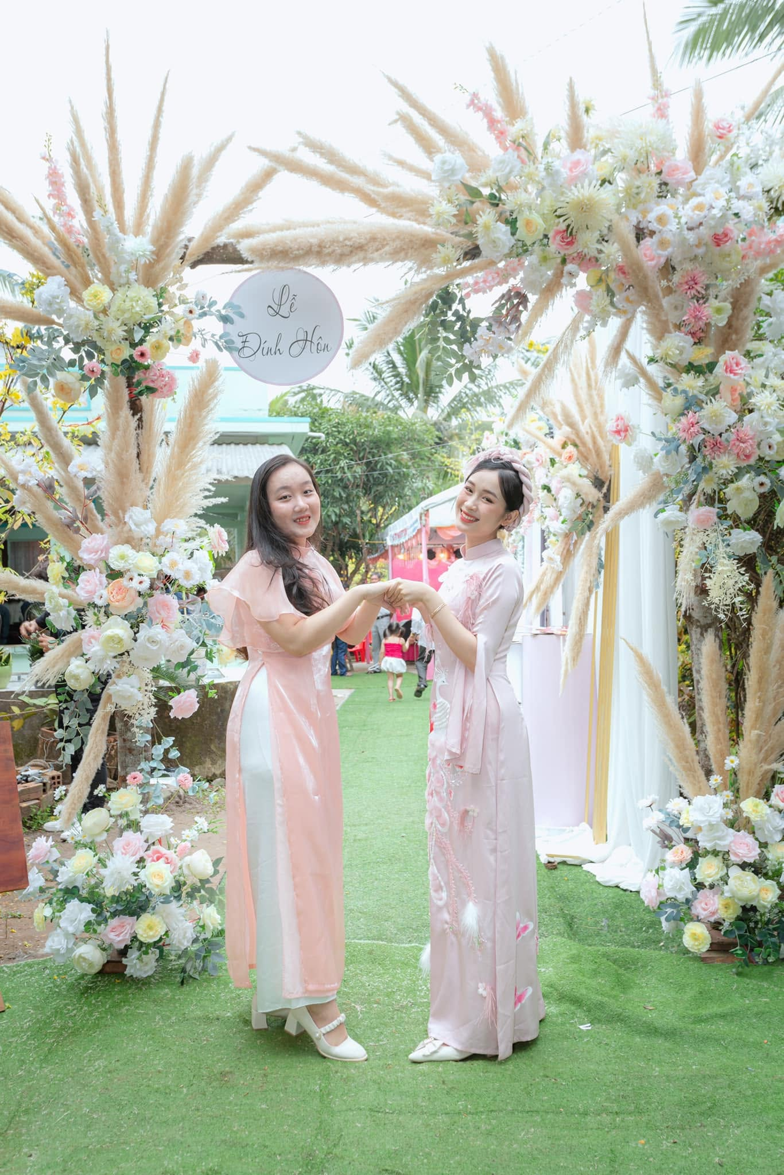 Minh Minh & Hải Nam 4