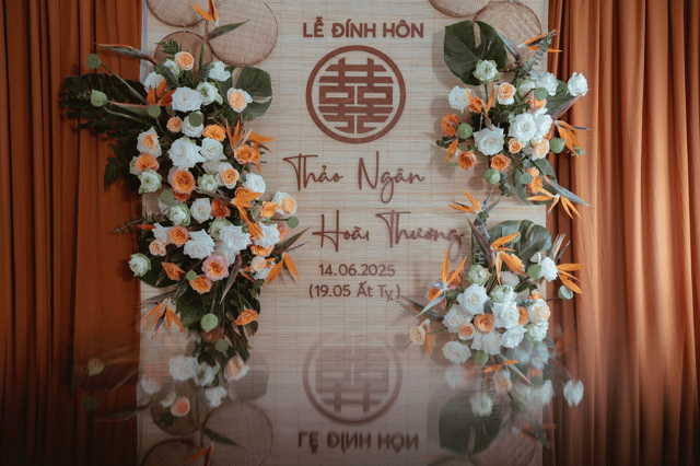 Thảo Ngân & Hoài Thương